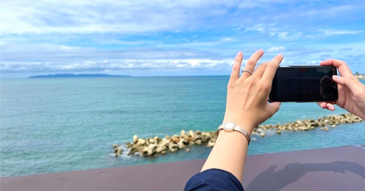 「*and trip.」について